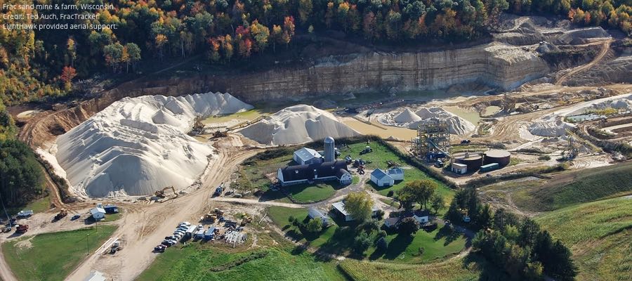 在威斯康辛州压裂砂矿业从天空